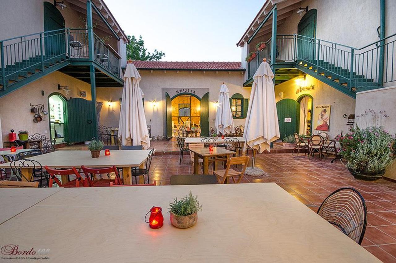 Zimer Baronita Zikhron Ya'akov Exterior foto